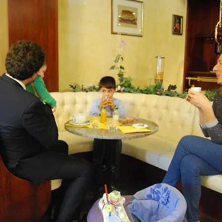 Antica Quercia 3* Cementara