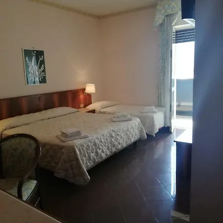 Hotel Antica Quercia 3*