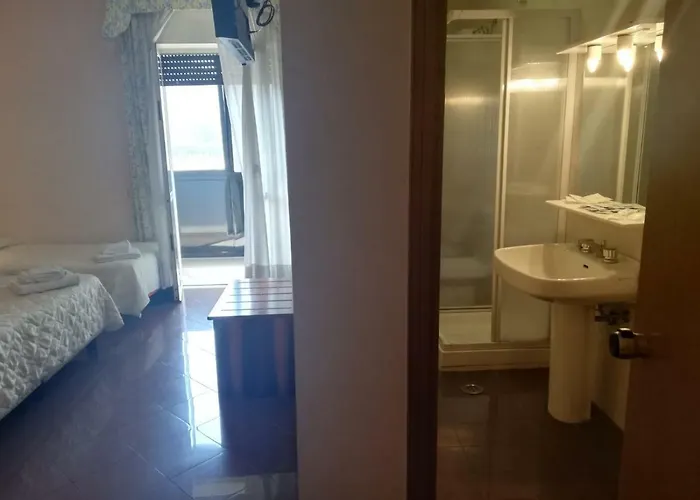 Antica Quercia 3* Cementara